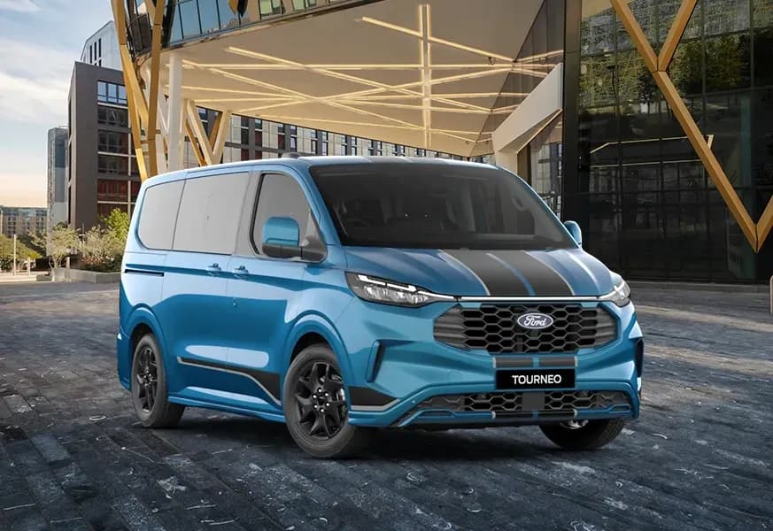 Ford Tourneo Sport model walk — gallery